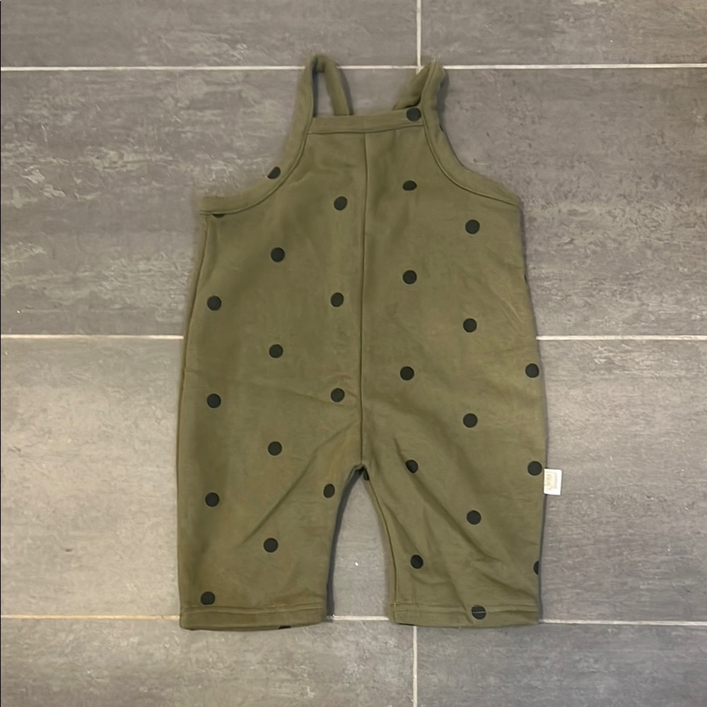 Beitaoya Green and Black Overalls Modern Design